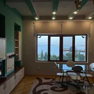 Old Sea View Апартаменты